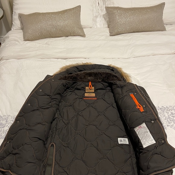 Winter Jacket Parajumper - Picture 6 of 6